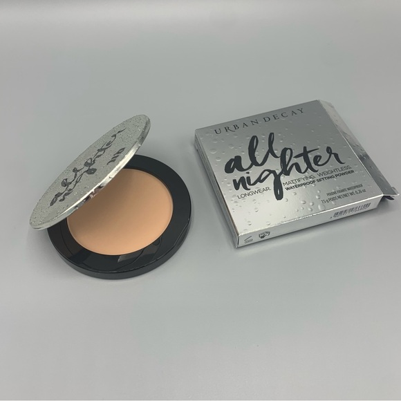 Urban Decay Other - Urban Decay All Nighter Powder